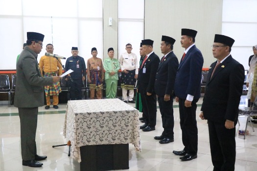 Lantik 4 Eselon III Kuansing, Ini Arahan Plt Bupati Kuansing Suhardiman Amby